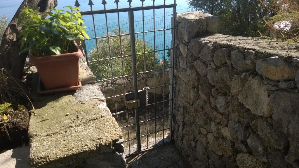 Residenza Gennaro Hotel Амалфи Стая снимка